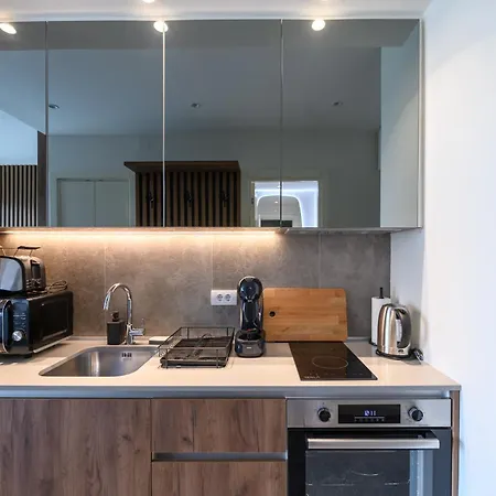 Waterfront Residences - Na Vodi