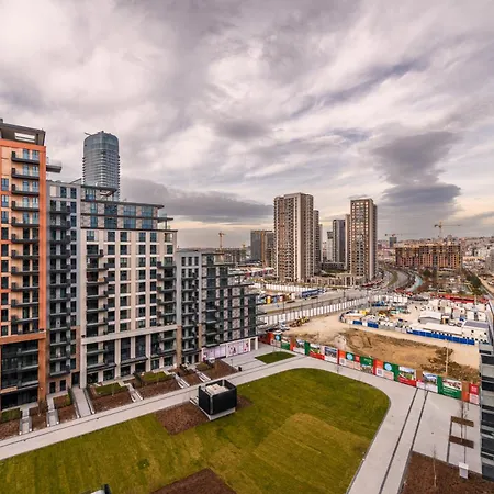 Waterfront Residences - Na Vodi Apartman *