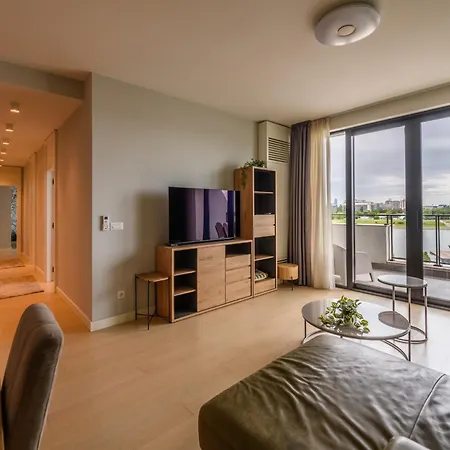 Waterfront Residences - Na Vodi Apartman